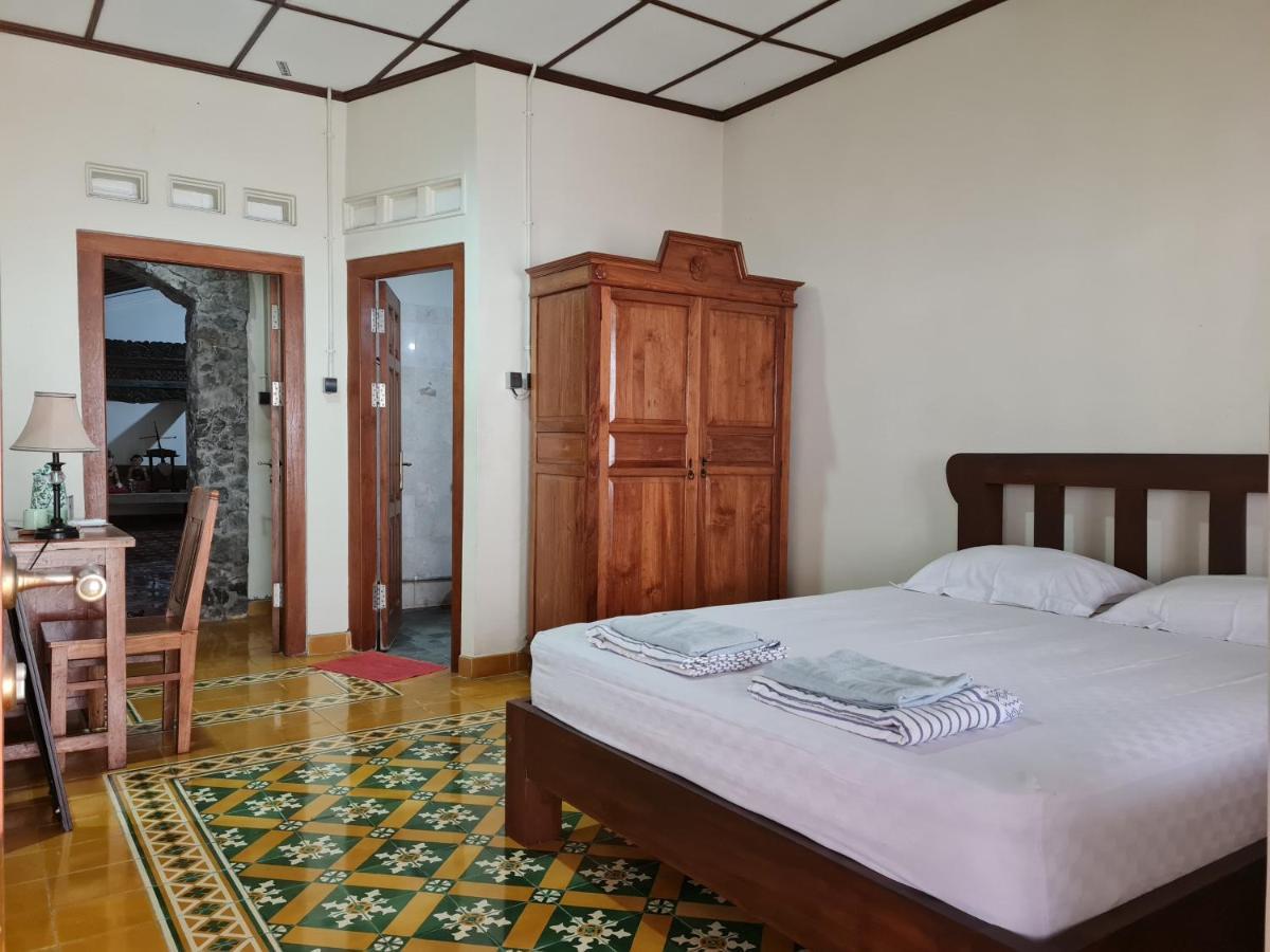 Omah Pitoe Yogya Homestay Jogjakarta Buitenkant foto