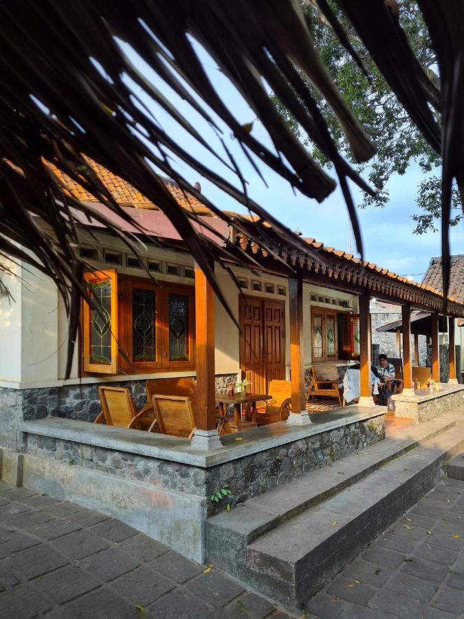 Omah Pitoe Yogya Homestay Jogjakarta Buitenkant foto