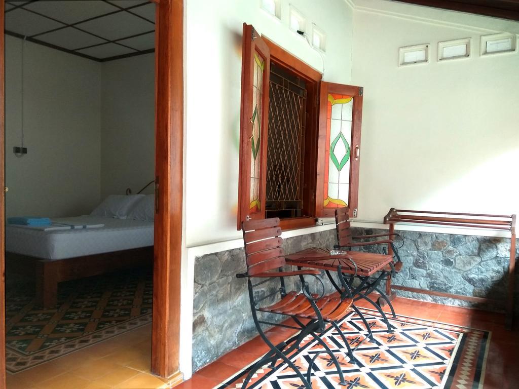Omah Pitoe Yogya Homestay Jogjakarta Buitenkant foto